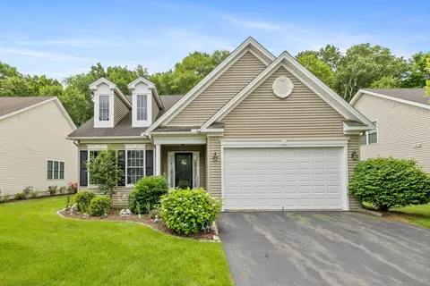 44 Grand Blvd #44, Ellington, CT 06029