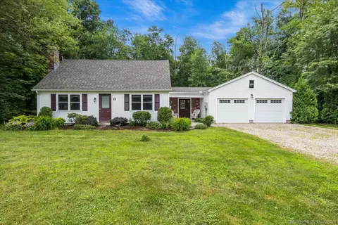 11 Llynwood Dr, Bolton, CT 06043