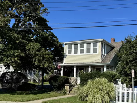 980 Ocean Ave, West Haven, CT 06516