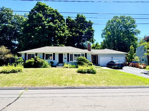 134 Jacqueline Dr, Bristol, CT 06010