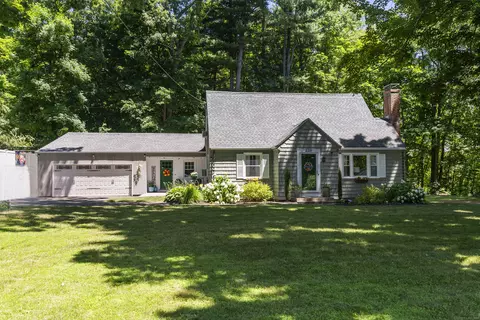 220 Firetown Rd, Simsbury, CT 06070