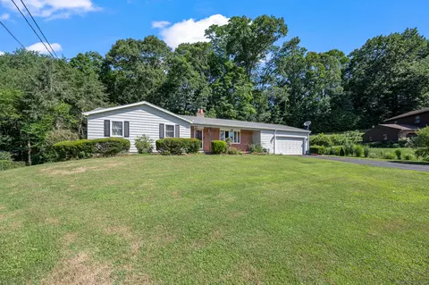 129 Marcy Dr, Southington, CT 06489