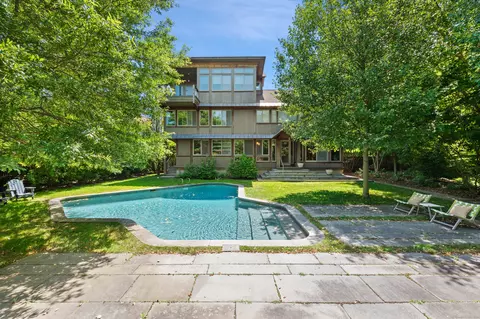 19 Bermuda Rd, Westport, CT 06880