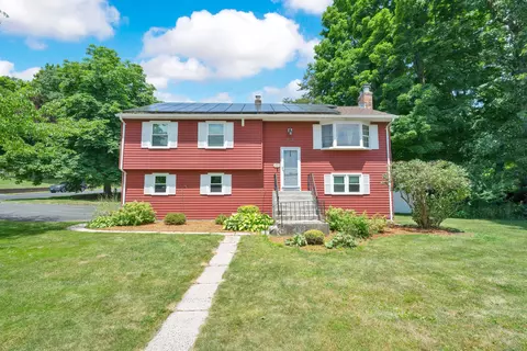 211 Ridgewood Dr, Rocky Hill, CT 06067