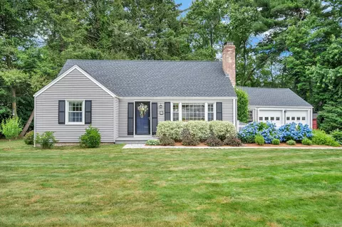 35 Stockade Rd, Glastonbury, CT 06073