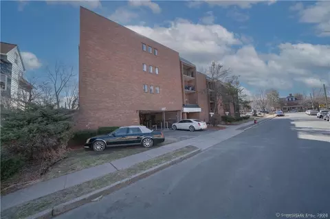20 May St #201, Hartford, CT 06105