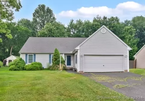 80 Ellison St, Suffield, CT 06078