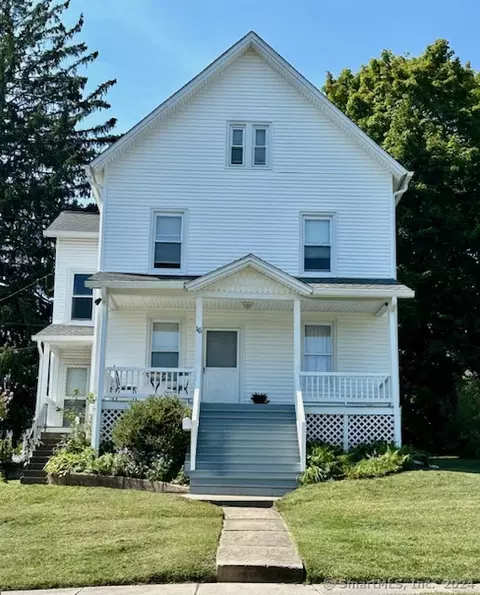 16 Crofut St, Danbury, CT 06810
