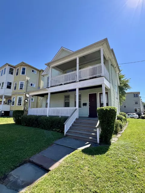 98-100 Hillside Ave, Hartford, CT 06106