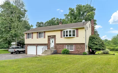 1124 Meriden Ave, Southington, CT 06489