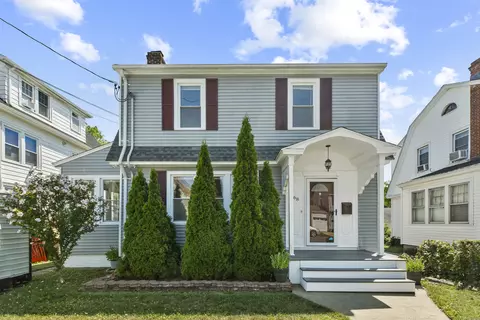 68 Bradley Ave, Hamden, CT 06514