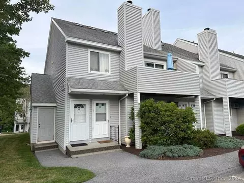 187 Lovers Ln #37, Torrington, CT 06790