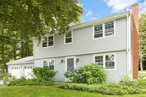 84 Spoonville Rd, East Granby, CT 06026