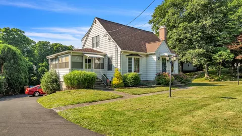 335 Shelton Ave, Shelton, CT 06484