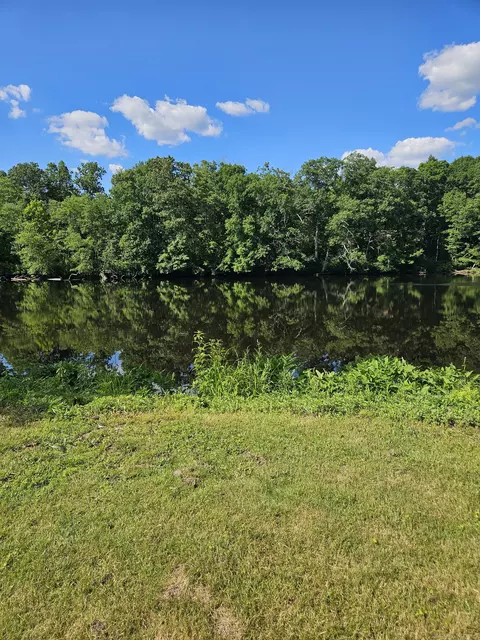209 Baltic Rd, Norwich, CT 06360