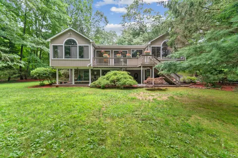 170 Hickory Ln, Southbury, CT 06488