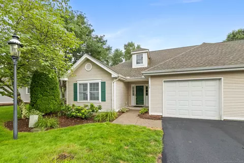 25 Henley Way #25, West Hartford, CT 06117