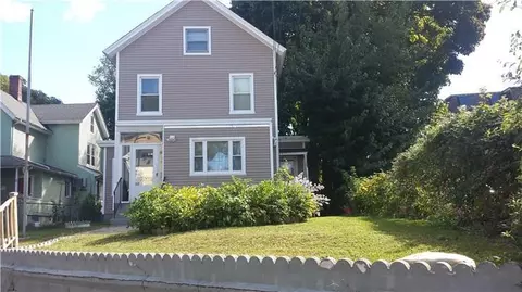 4 Cottage St, Norwalk, CT 06855