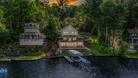 630 E Wakefield Blvd, Winchester, CT 06098
