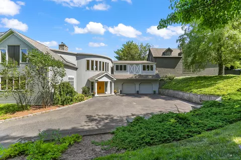 2 Soundview Farm Rd, Weston, CT 06883