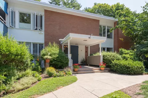 20 N Lake Dr #C1, Hamden, CT 06517