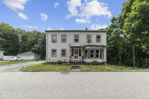 39 Railroad Ave, Killingly, CT 06241