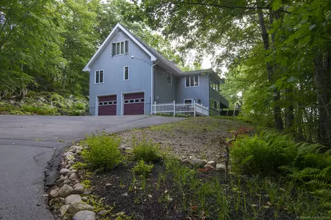 264 Pendleton Hill Rd, North Stonington, CT 06359