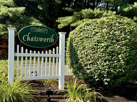 27 Chatsworth Rd #27, Granby, CT 06035
