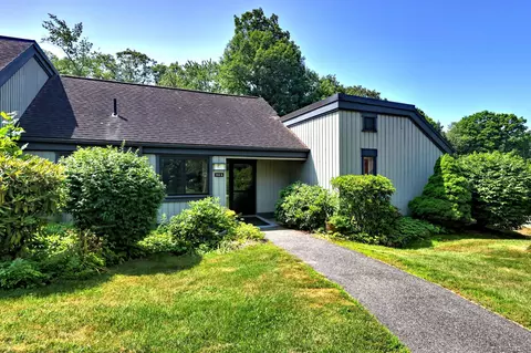 933 Heritage Vlg #B, Southbury, CT 06488