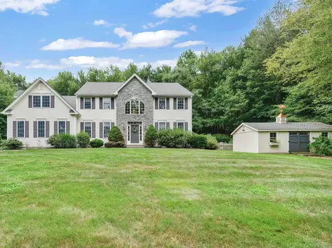 1 Cider Mill Hts, Granby, CT 06060