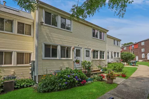 335 Captain Thomas Blvd #62, West Haven, CT 06516