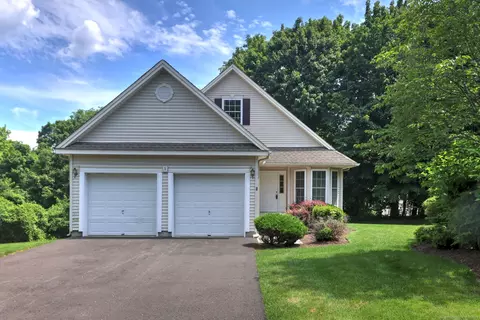25 Hamden Hills Dr #9, Hamden, CT 06518