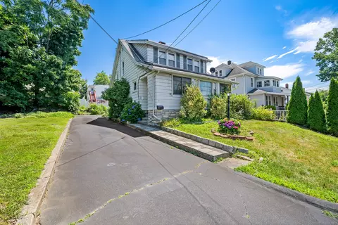 10 Magnolia Ave, Norwalk, CT 06850
