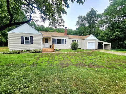 22 Lillibridge Rd, Plainfield, CT 06374