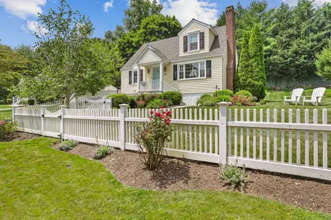 30 Flax Rd, Fairfield, CT 06824