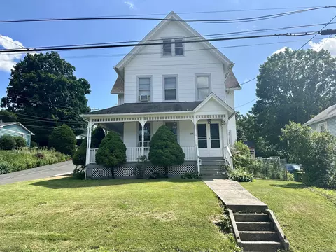 34 Grand St, Seymour, CT 06483