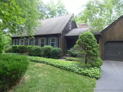 15 W Ridge Rd, Southington, CT 06489
