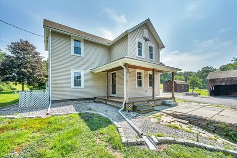 9 Gulf Quarry Rd, Haddam, CT 06438