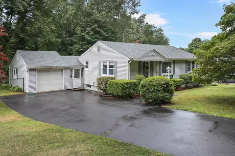90 Cidermill Rd, Bolton, CT 06043
