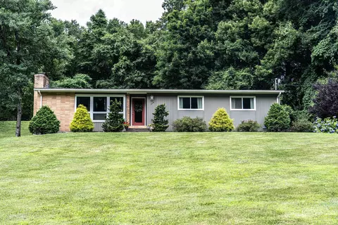 114 Spoonville Rd, East Granby, CT 06026