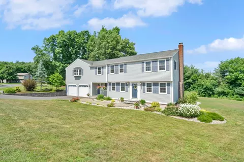 10 Raspberry Ln, Ellington, CT 06029