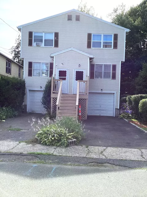 97 Bowe Ave, Stratford, CT 06615
