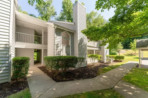 9 Chase Oak Ct #3, Groton, CT 06340