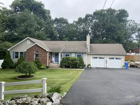 63 Fairlawn Ave, Waterbury, CT 06705