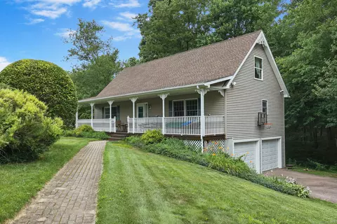 741 Raymond Hill Rd, Montville, CT 06370