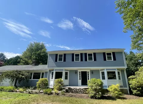 5 Deerfield Ln, Monroe, CT 06468
