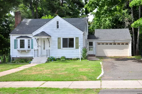 502 Brewer St, East Hartford, CT 06118
