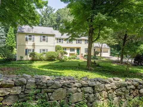 30 Twin Oak Ln, Wilton, CT 06897