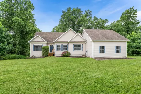 484 Horton Hill Rd, Naugatuck, CT 06770