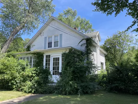 183 Maple St, East Hartford, CT 06118